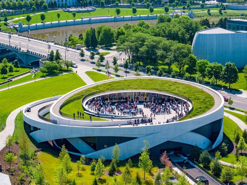 National Veterans Memorial and Museum