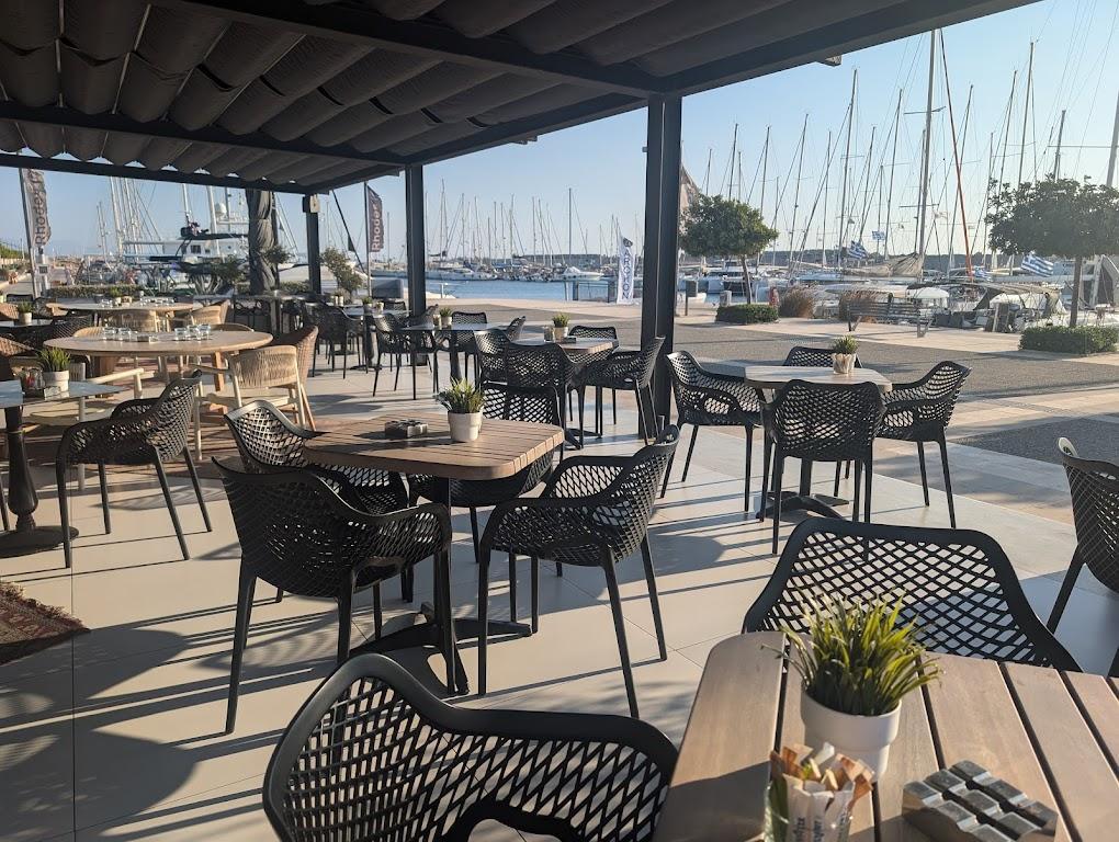 NAVAL Cafe Bar Restaurant