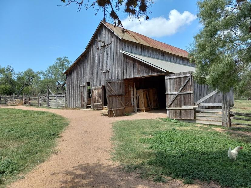 Sauer-Beckmann Living History Farm