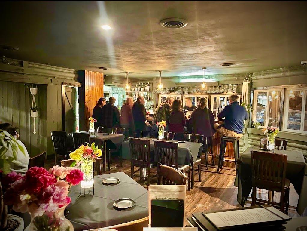 The Highlands Kitchen & Bar