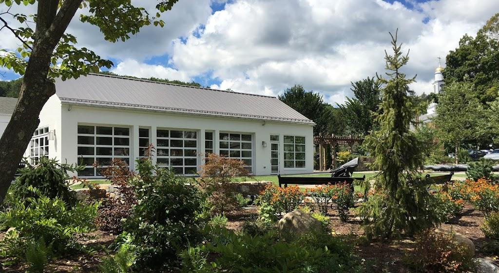 The Judy Black Memorial Park & Gardens / Seasonal Farmers Market