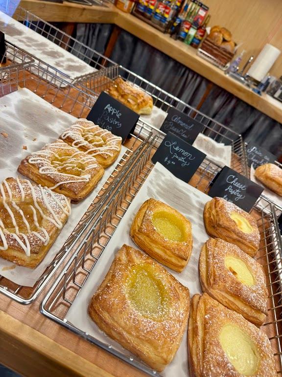 VonHart Goods, Bakery, and Deli